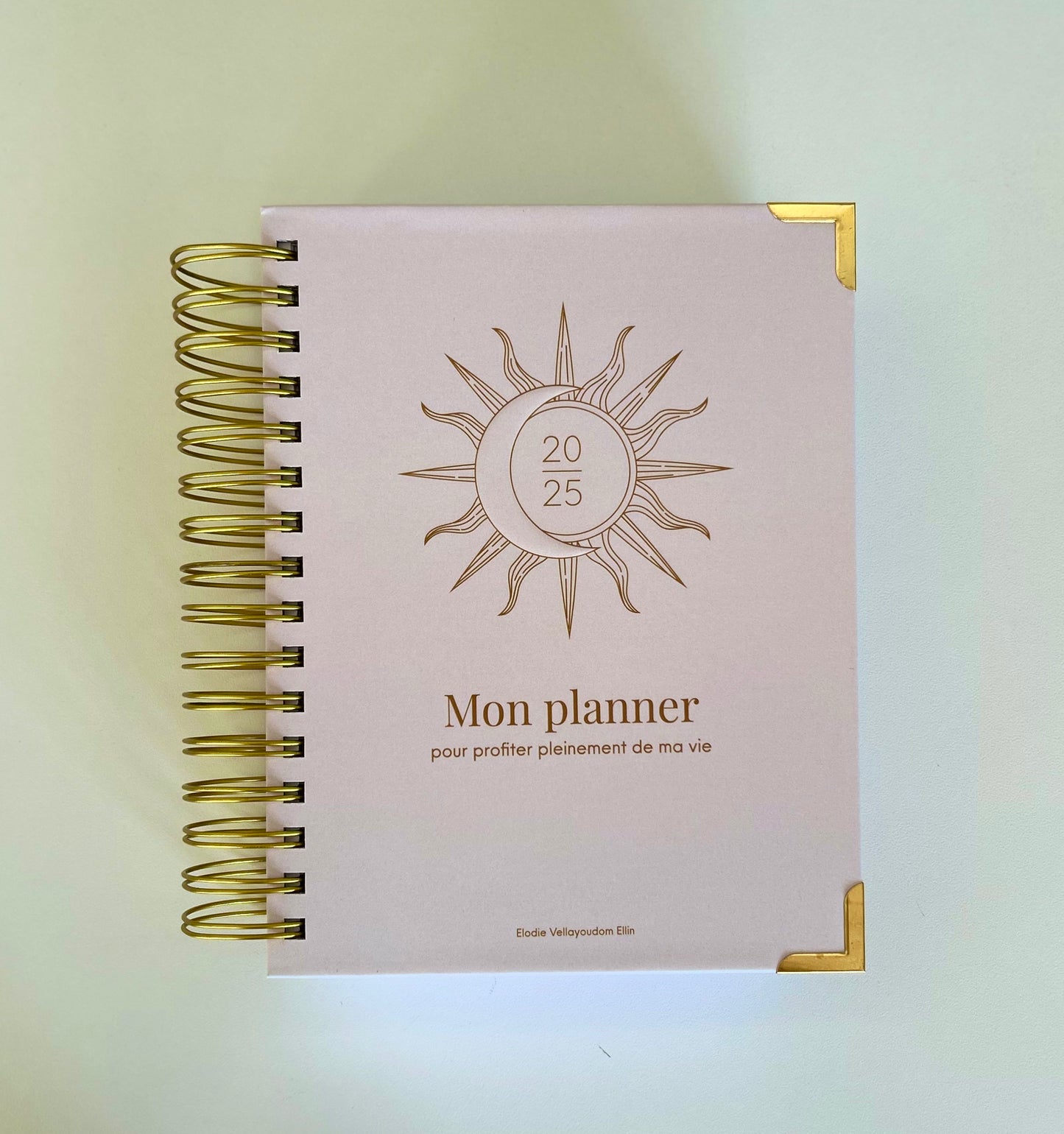 Mon planner pour profiter pleinement de ma vie 2025